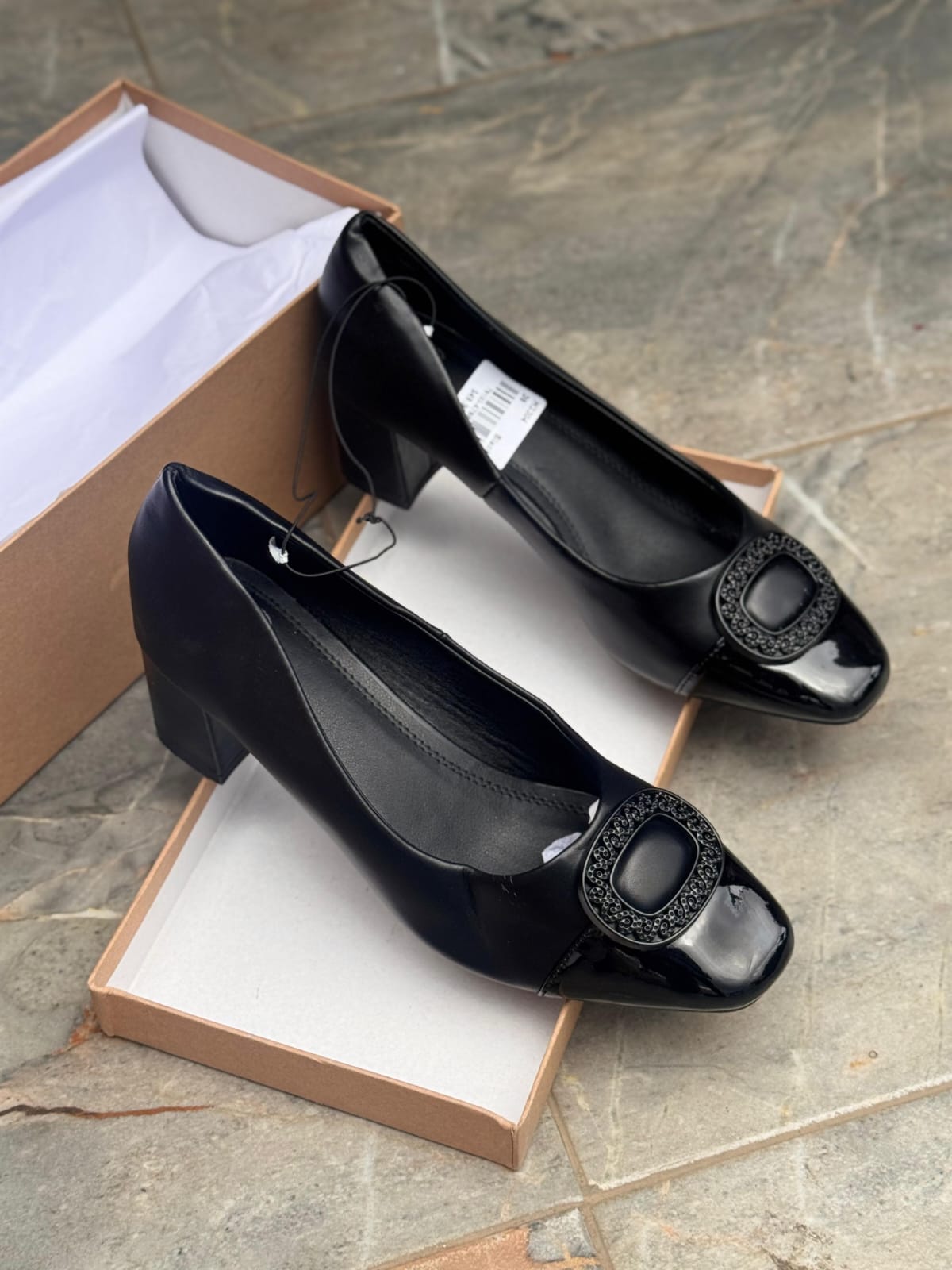 IMPO Leather Wet-Look Round-Toe Chunky Block Heels
