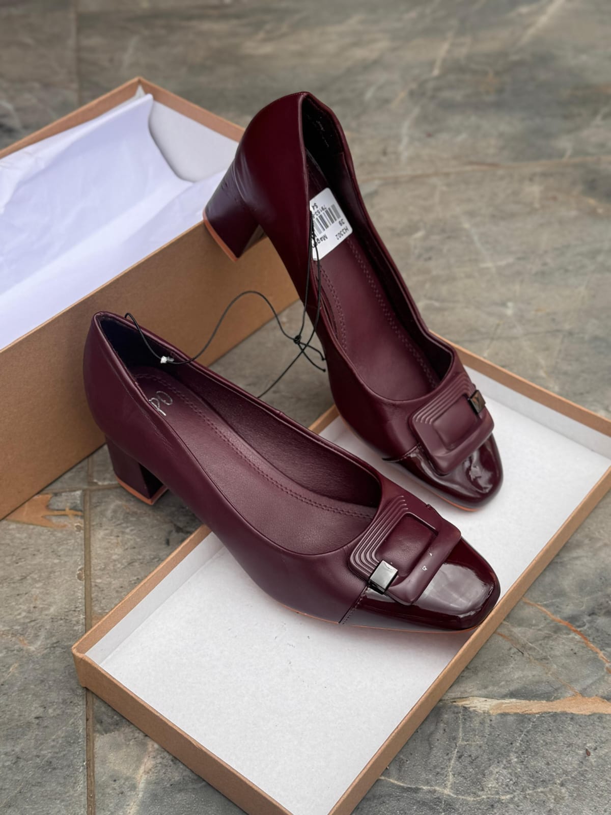 IMPO Leather Wet-Look Round-Toe Chunky Block Heels