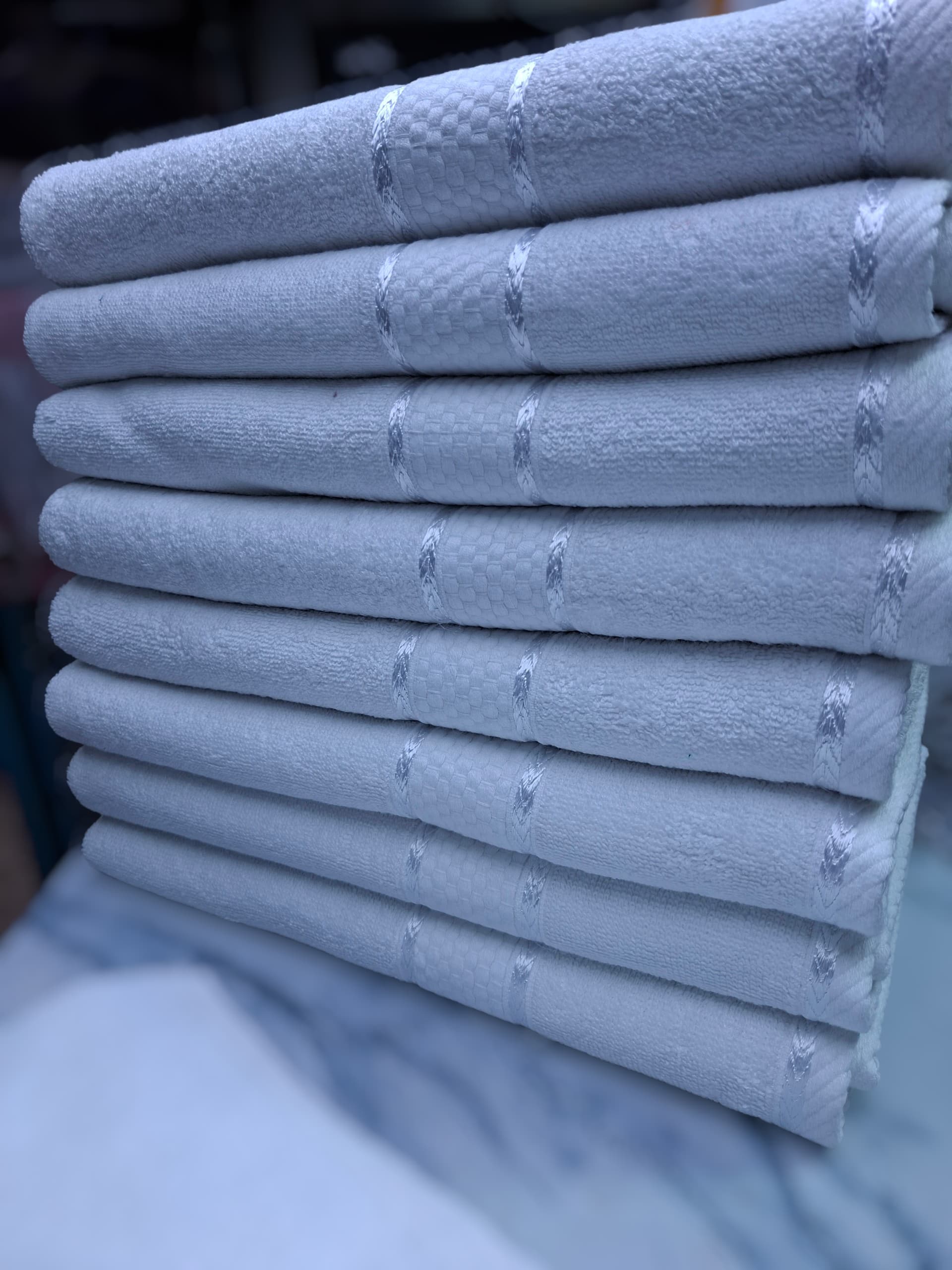 Prestige White large towels