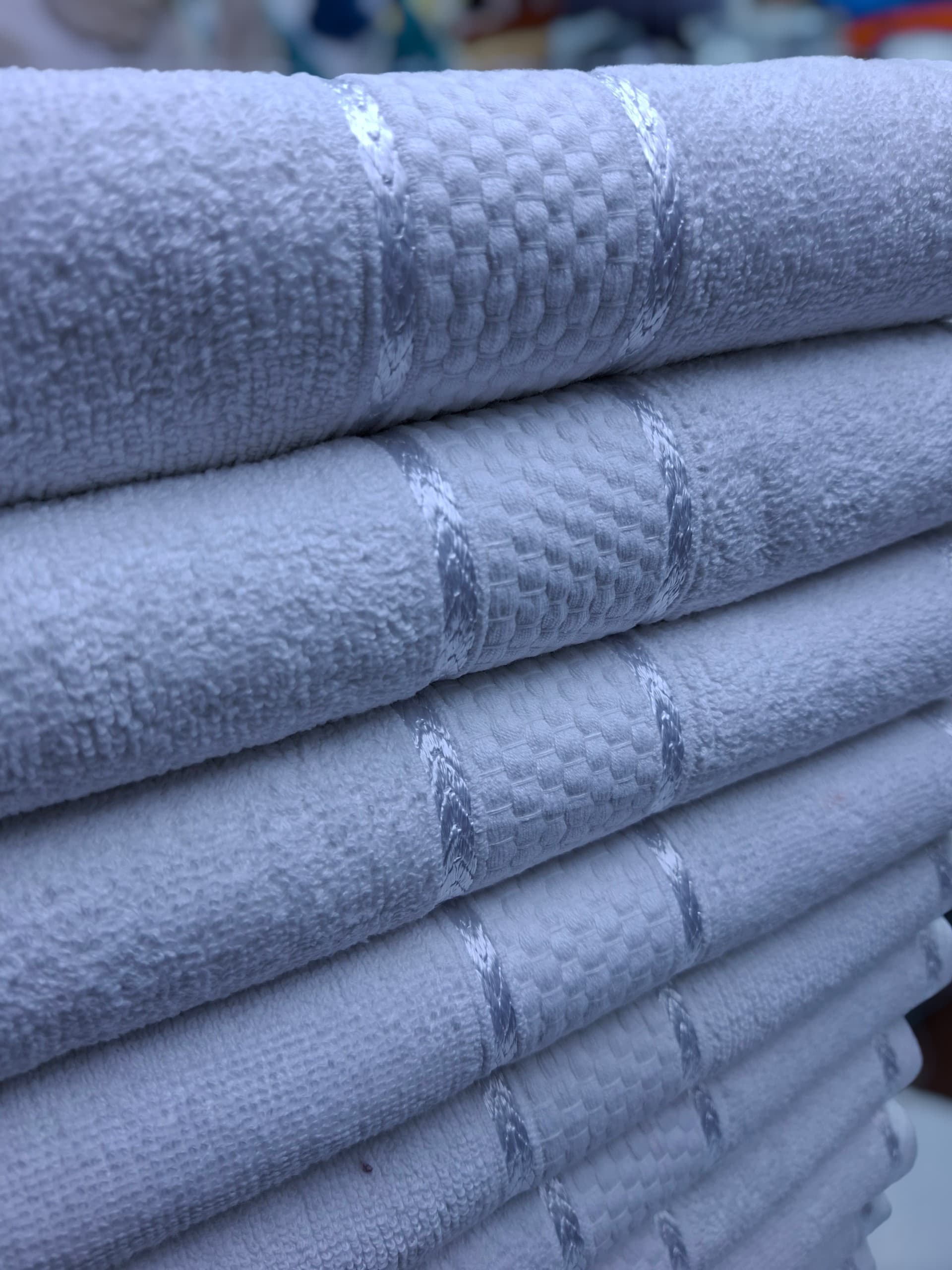 Prestige White large towels
