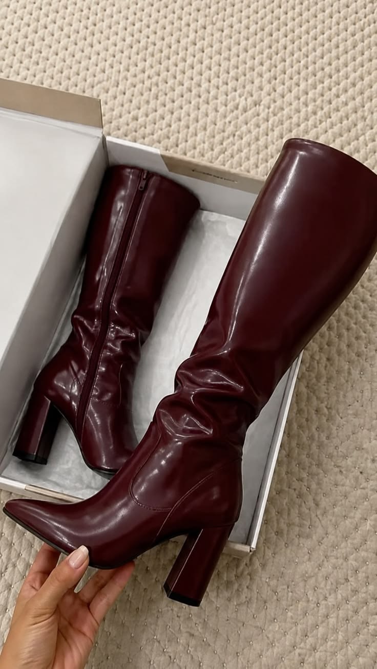 Ladies Wet-Look Patent Slouchy Stiletto High Boots
